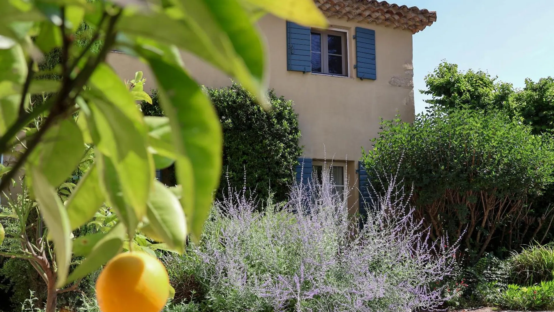 Guest house Domaine Du Moulin De Villefranche Pernes-les-Fontaines